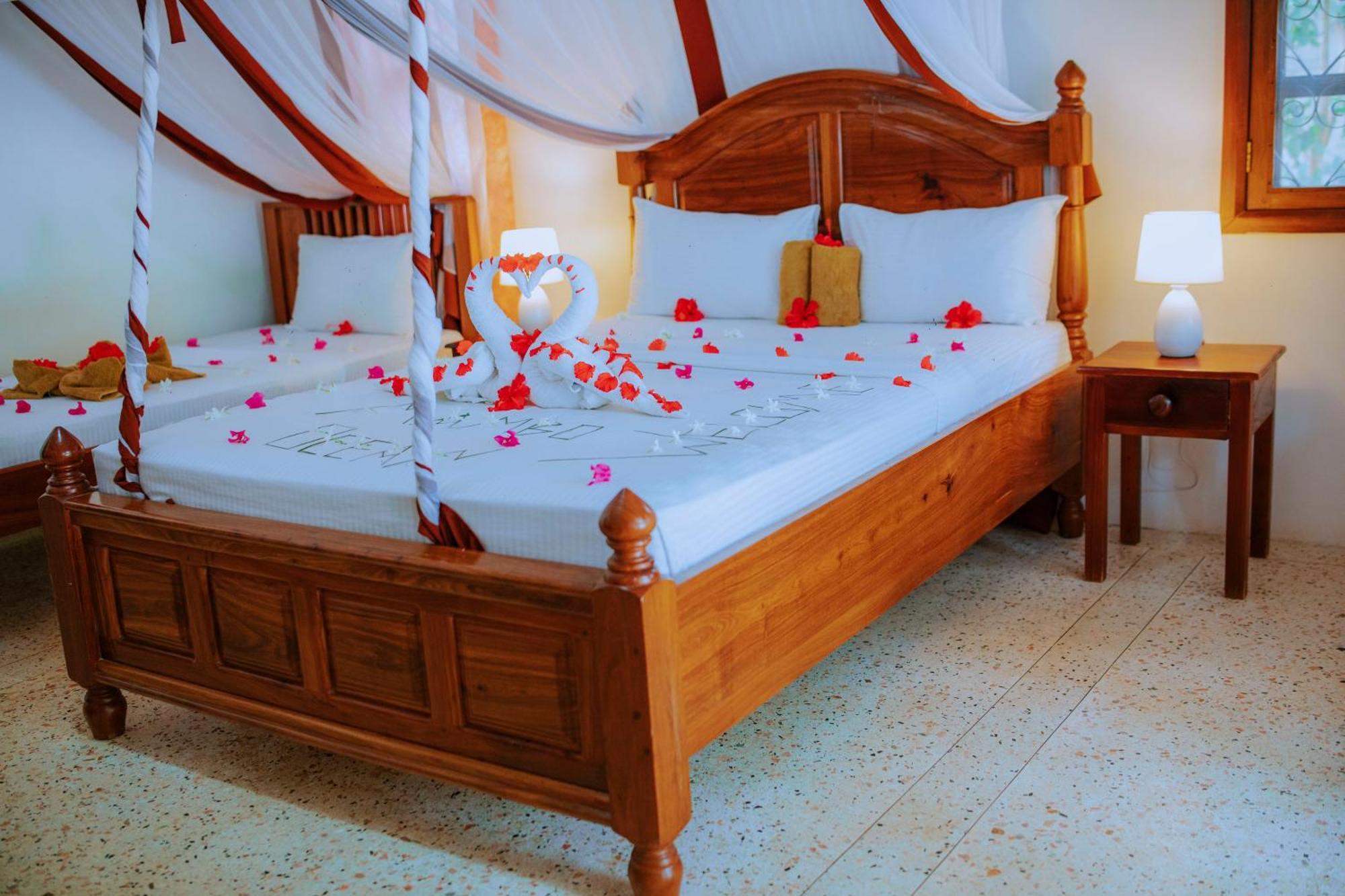 Mambo Ocean Resort Pwani Mchangani Exterior foto